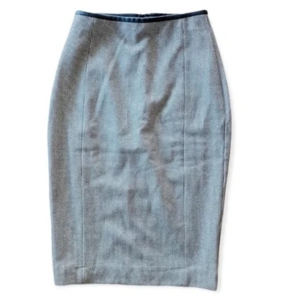 Express Pencil Skirt with black leather like trim Size 0 🌟 1 day SALE - Picture 1 of 4